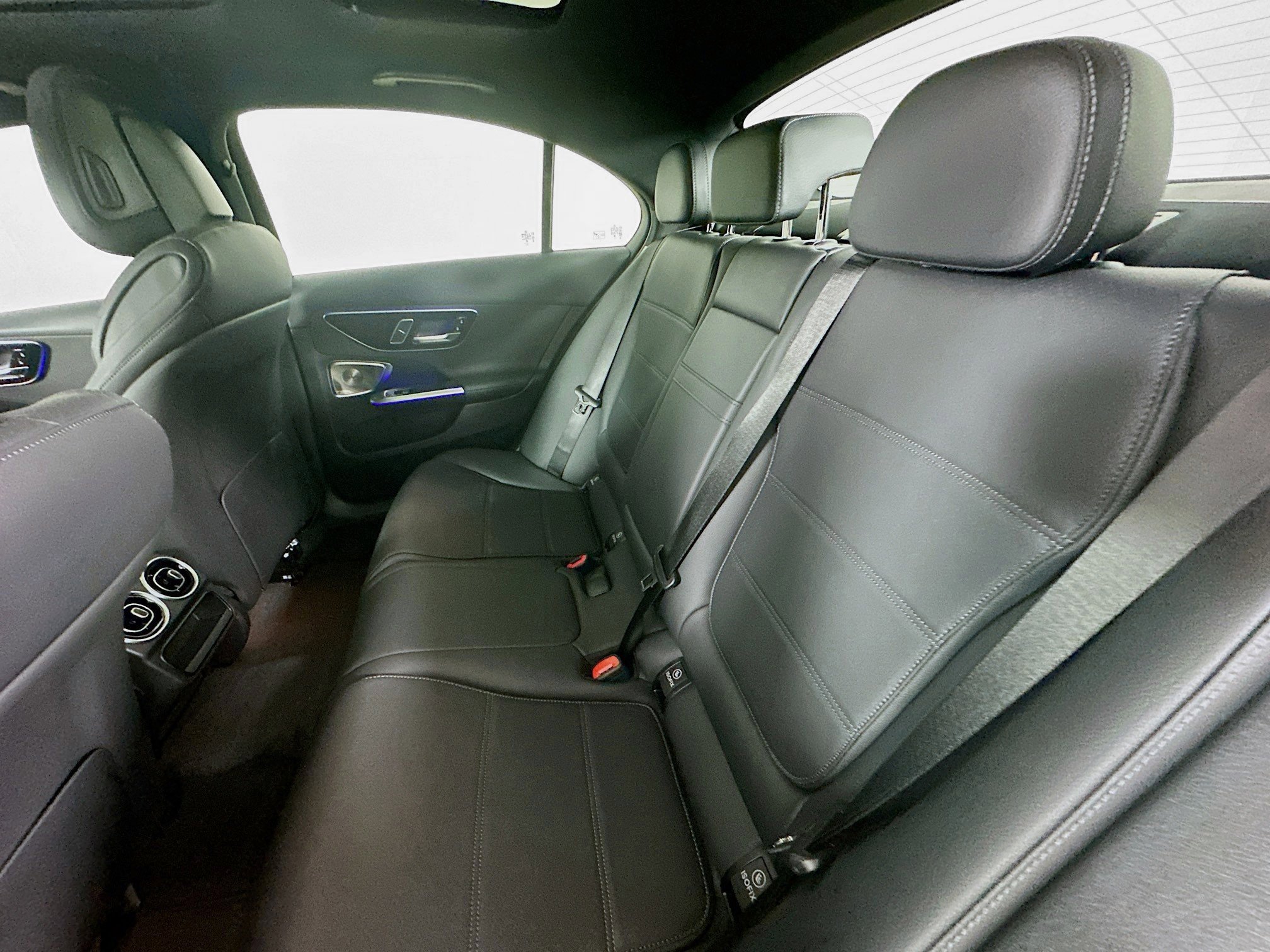 Used 2026 Mercedes-Benz C 300 4MATIC Sedan image 31