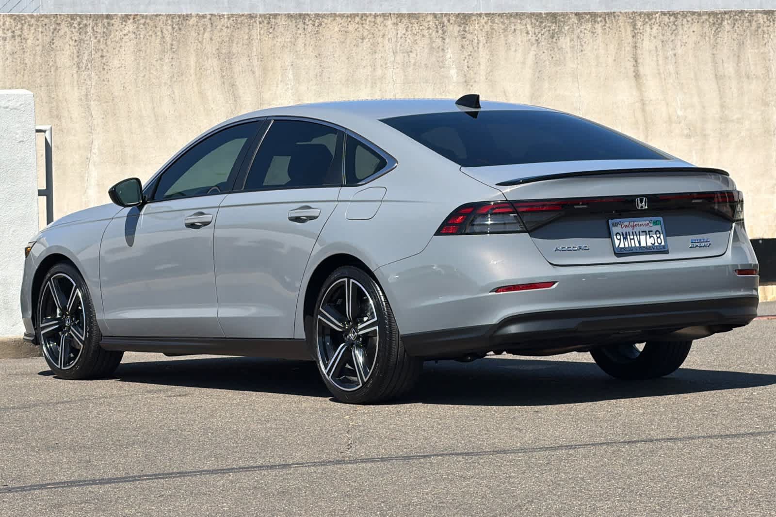 Used 2024 Honda Accord Sport image 7