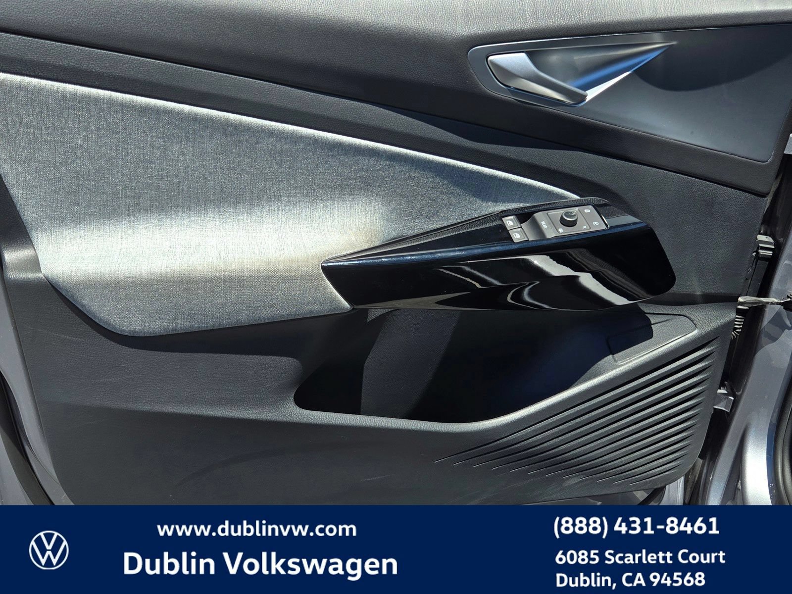 Certified 2023 Volkswagen ID.4 Pro RWD image 10