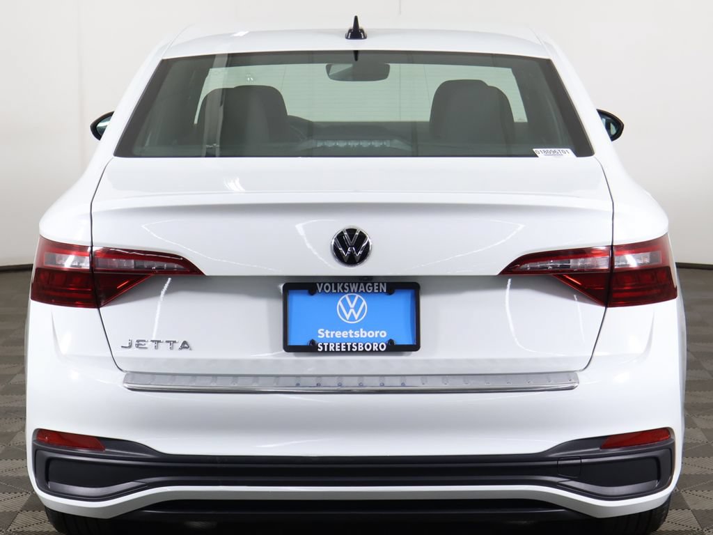 Used 2023 Volkswagen Jetta Sport FWD image 10