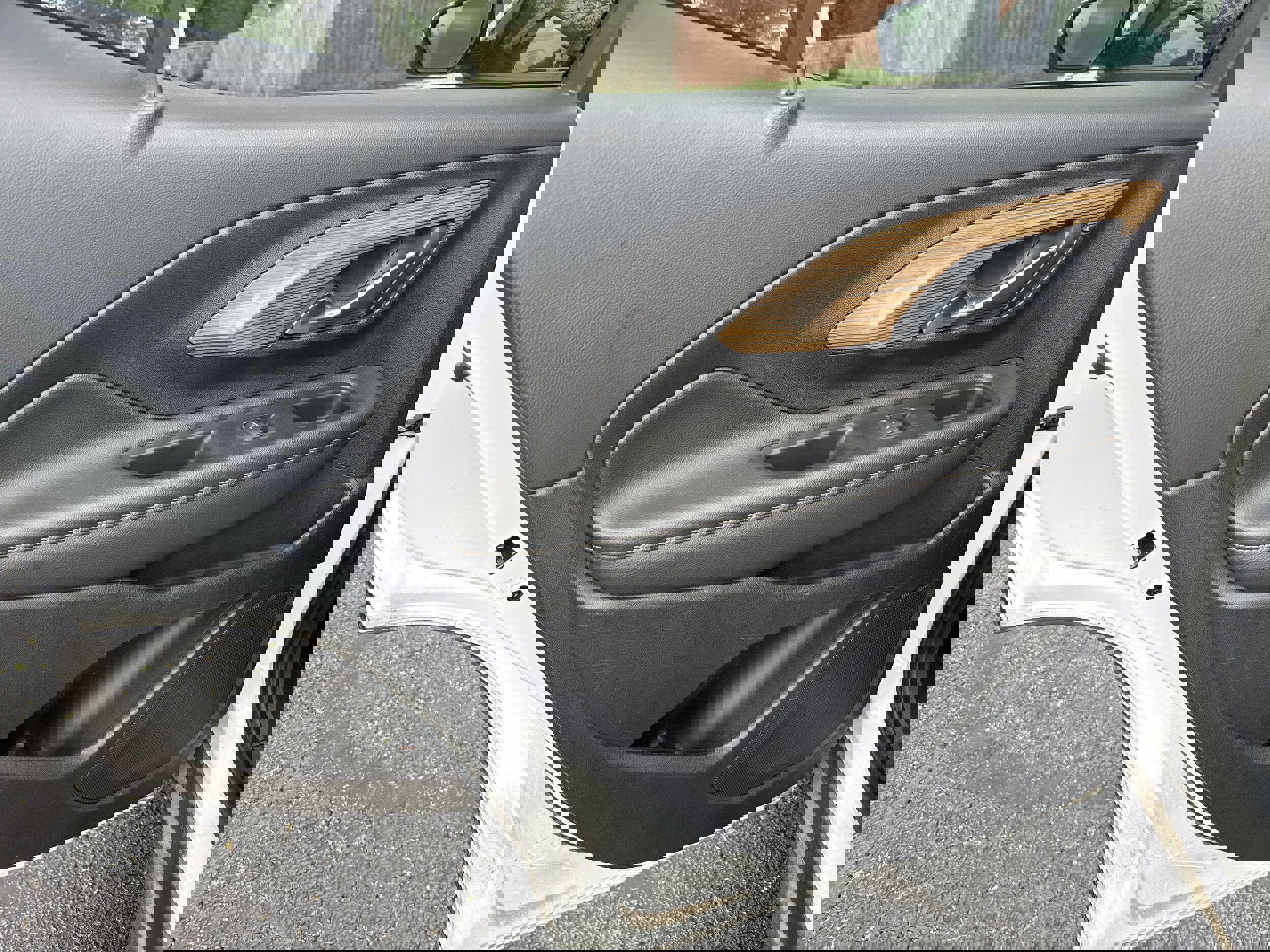 Used 2019 GMC Terrain SLE w/ Driver Convenience Package image 8