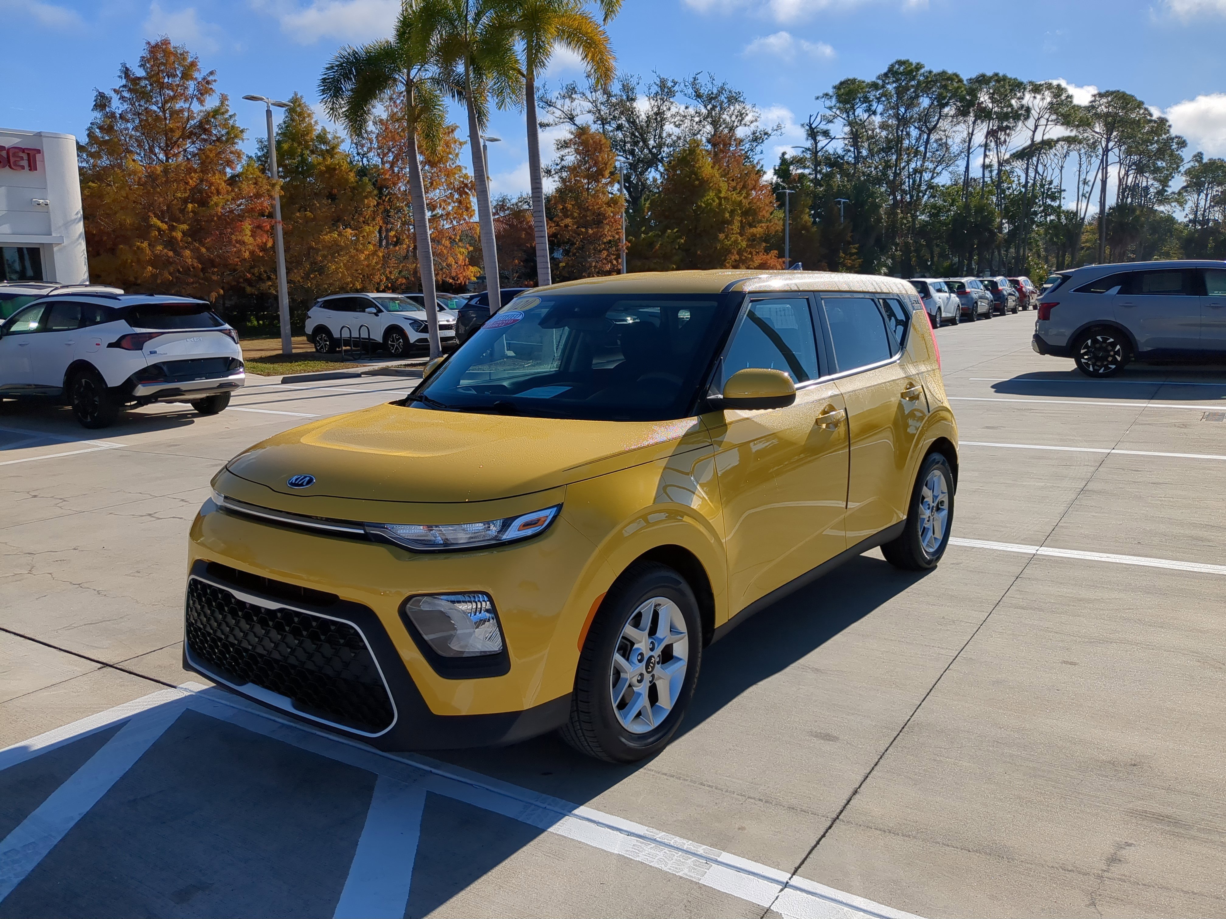 Certified 2020 Kia Soul S image 8