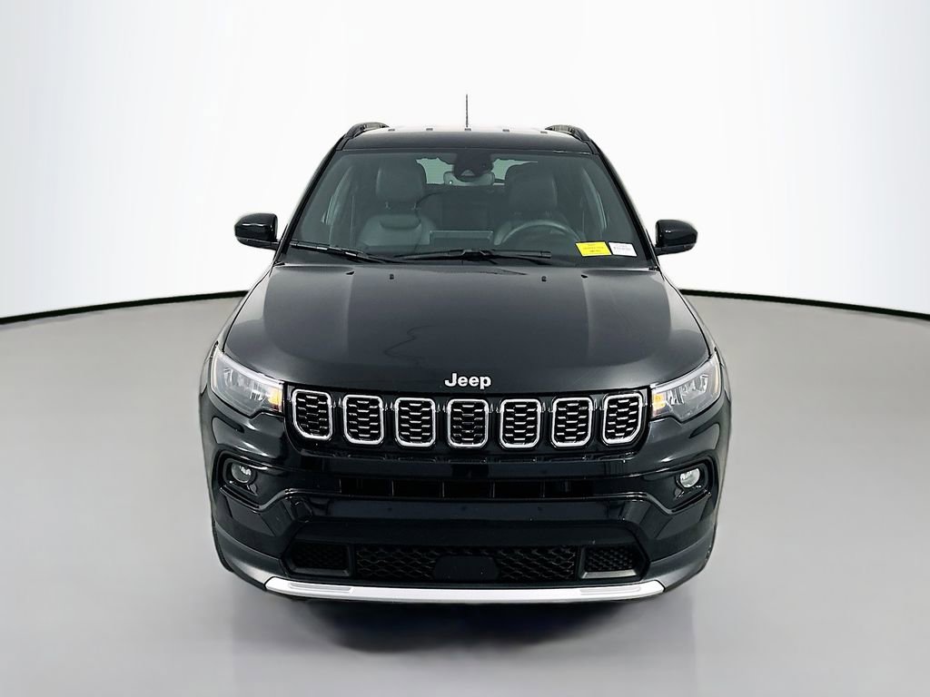 Used 2025 Jeep Compass Limited AWD/4WD image 2