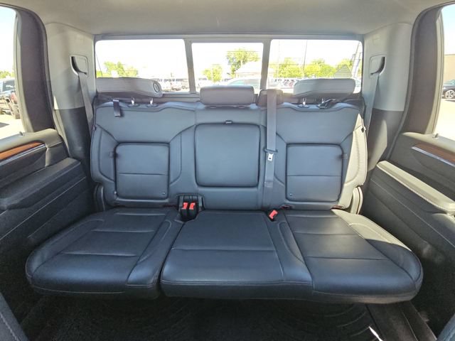 Used 2024 GMC Sierra 3500 Denali w/ Denali Reserve Package AWD/4WD image 27