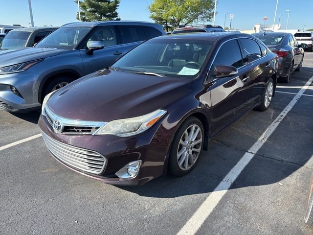 Used 2014 Toyota Avalon Limited FWD image 3