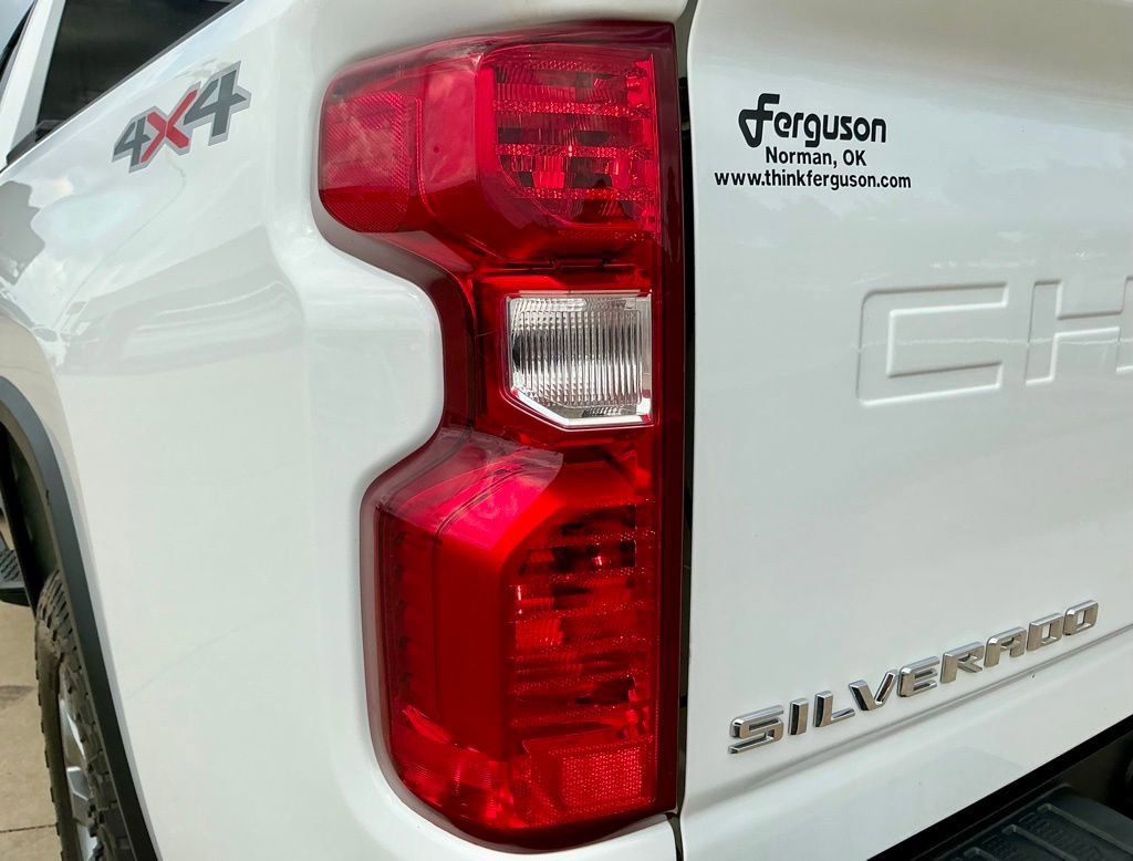 Used 2024 Chevrolet Silverado 2500 Custom w/ Custom Value Package image 14
