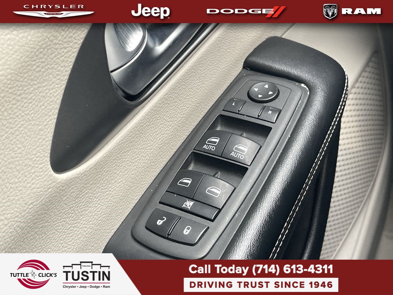 Used 2022 Chrysler Pacifica Touring-L FWD image 28