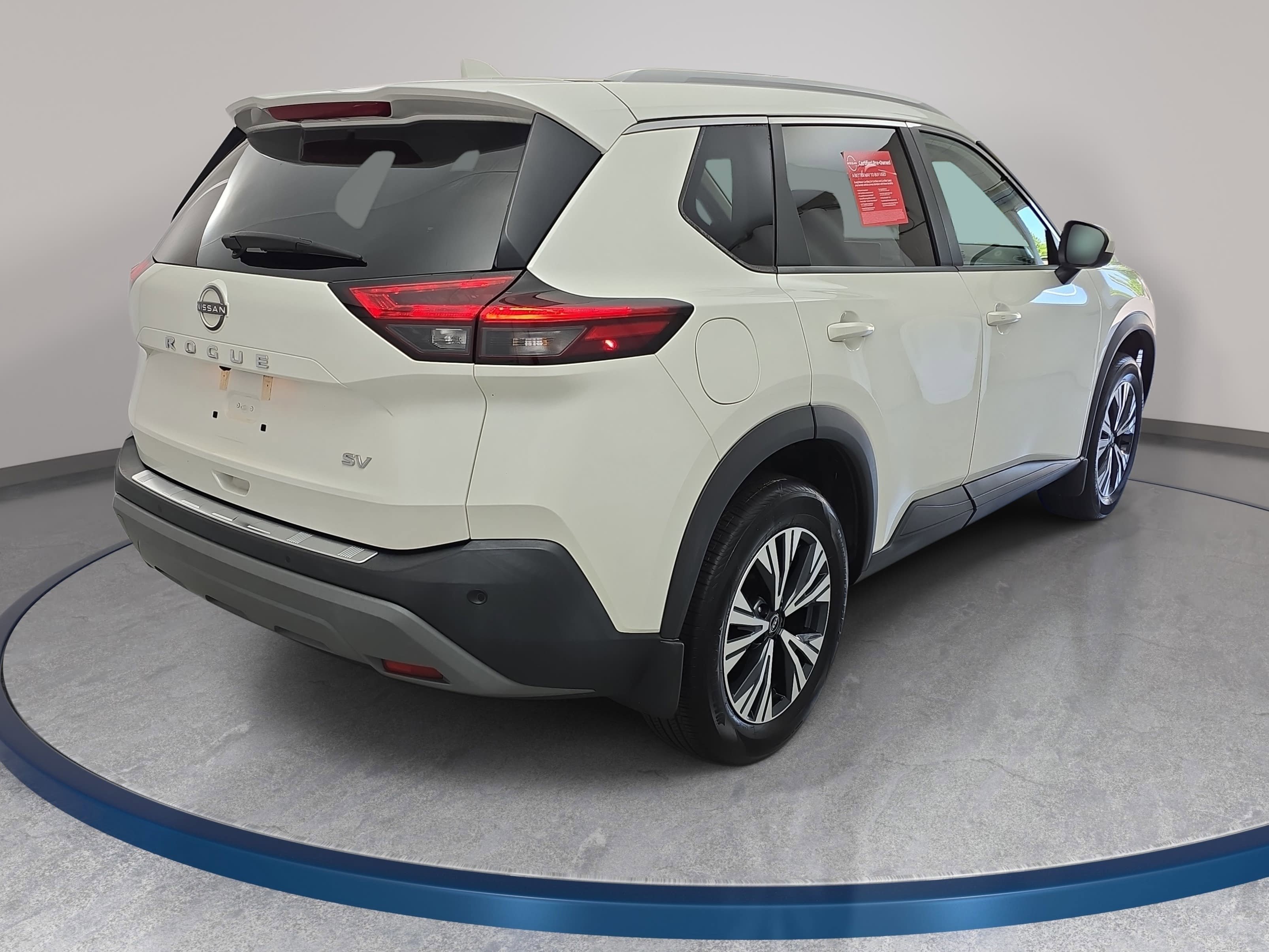 Used 2023 Nissan Rogue SV w/ SV Premium B Package FWD image 5