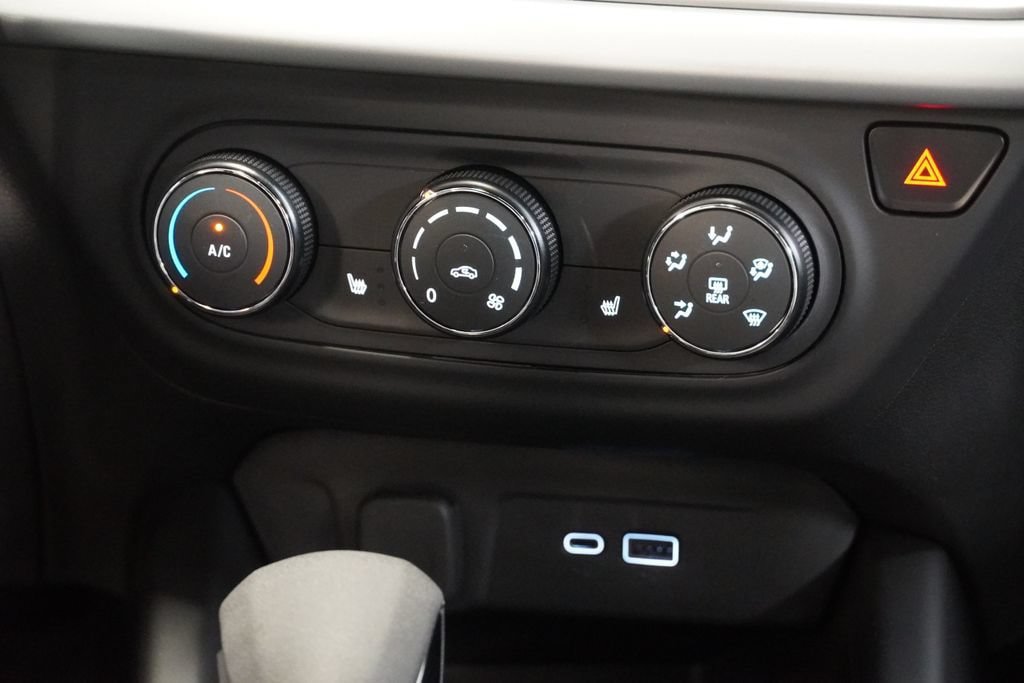 New 2026 Chevrolet Trax RS w/ Driver Confidence Package FWD image 19