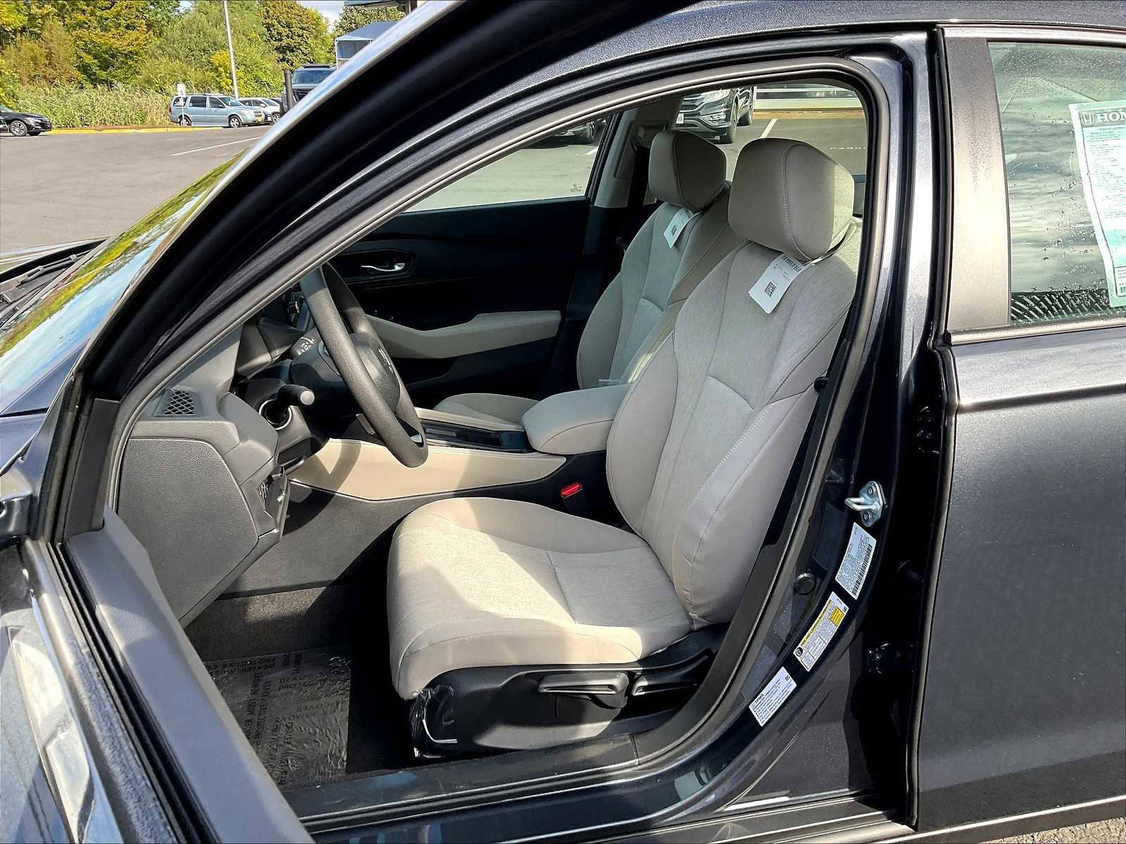 New 2025 Honda Accord LX image 11