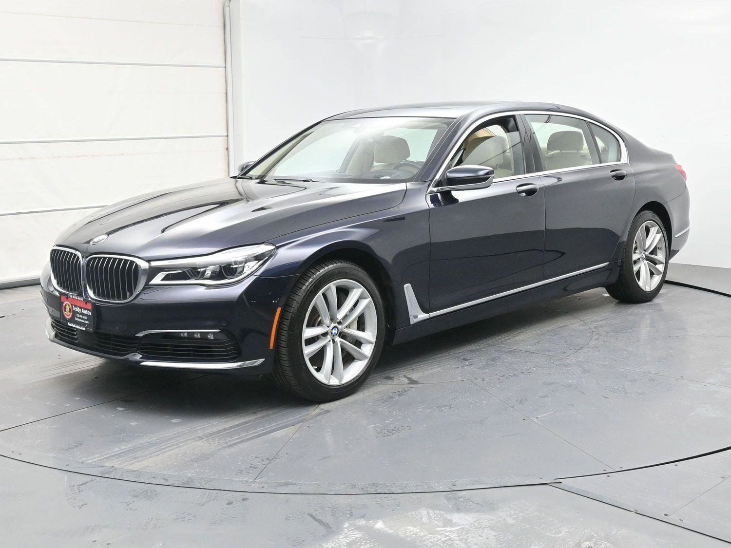 Used 2018 BMW 750i xDrive image 1