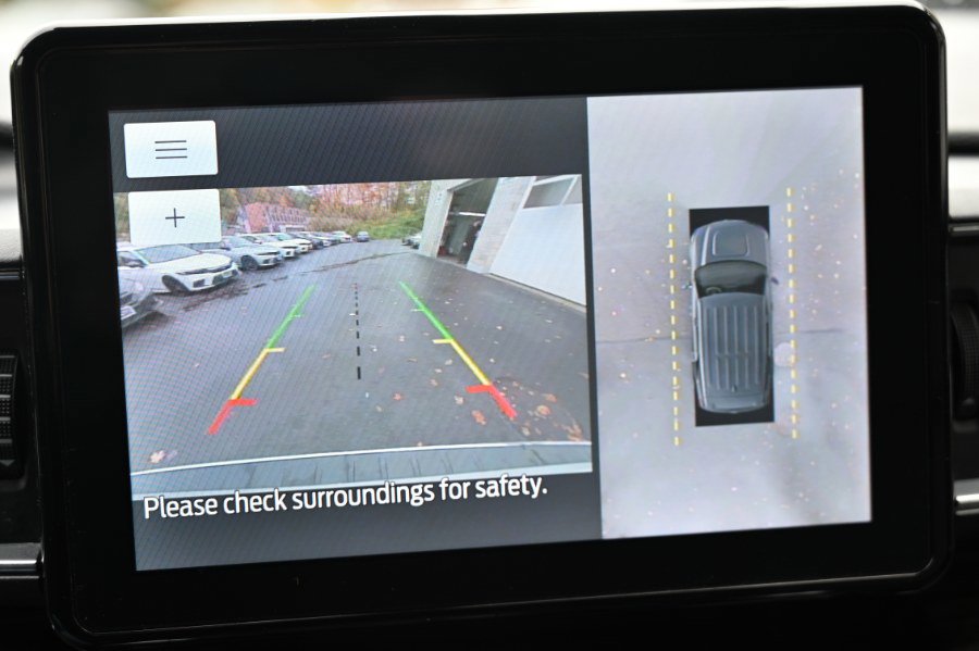 Used 2021 Ford Explorer Limited image 23