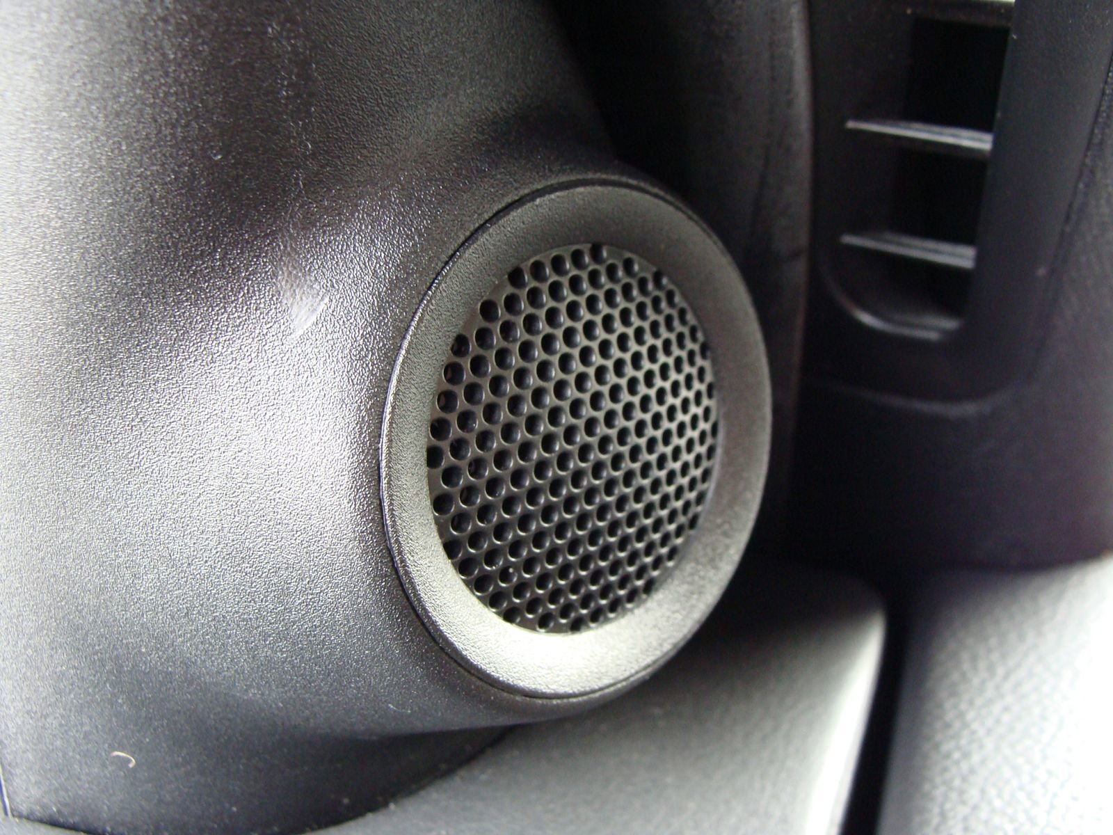 Used 2014 Jeep Grand Cherokee Overland image 31