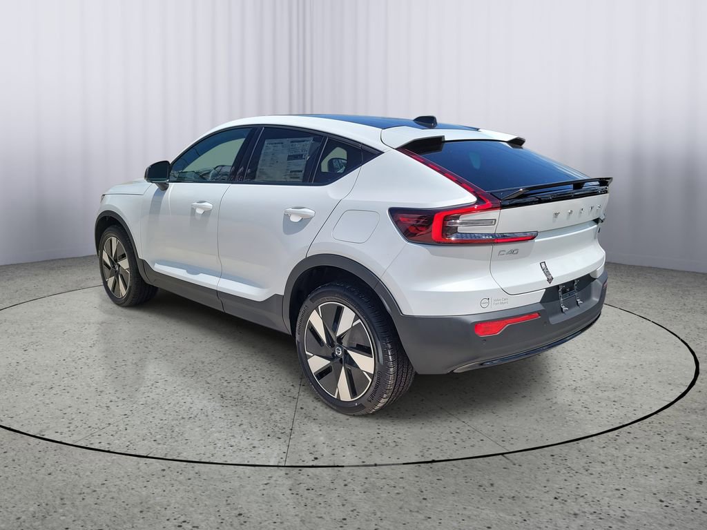 New 2024 Volvo C40 Recharge Core w/ Climate Package image 2