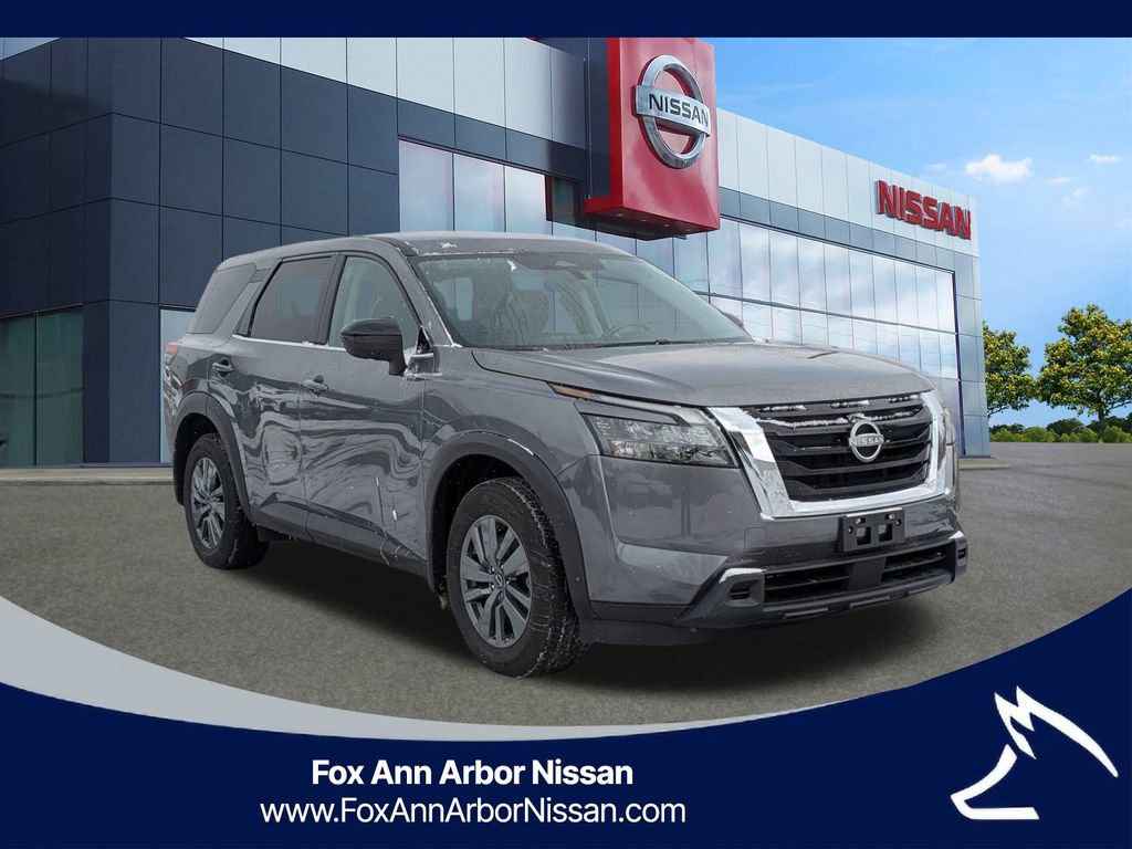 Certified 2024 Nissan Pathfinder S image 7