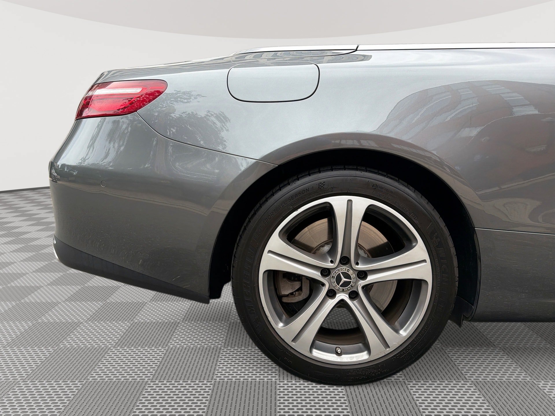 Used 2018 Mercedes-Benz E 400 Cabriolet image 30
