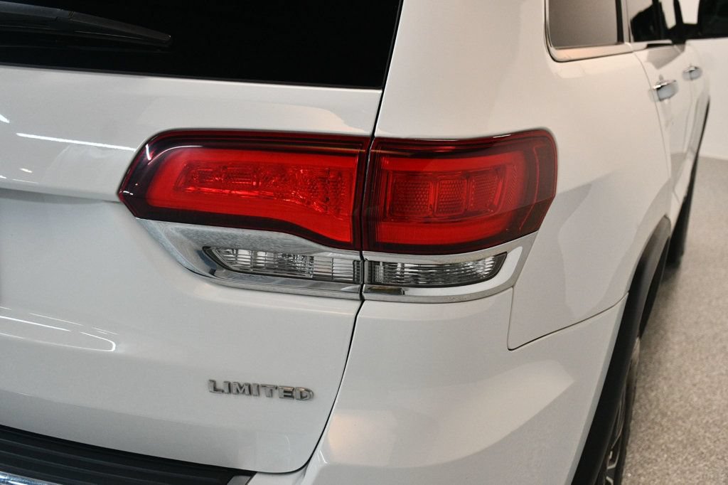 Used 2022 Jeep Grand Cherokee Limited AWD/4WD image 15