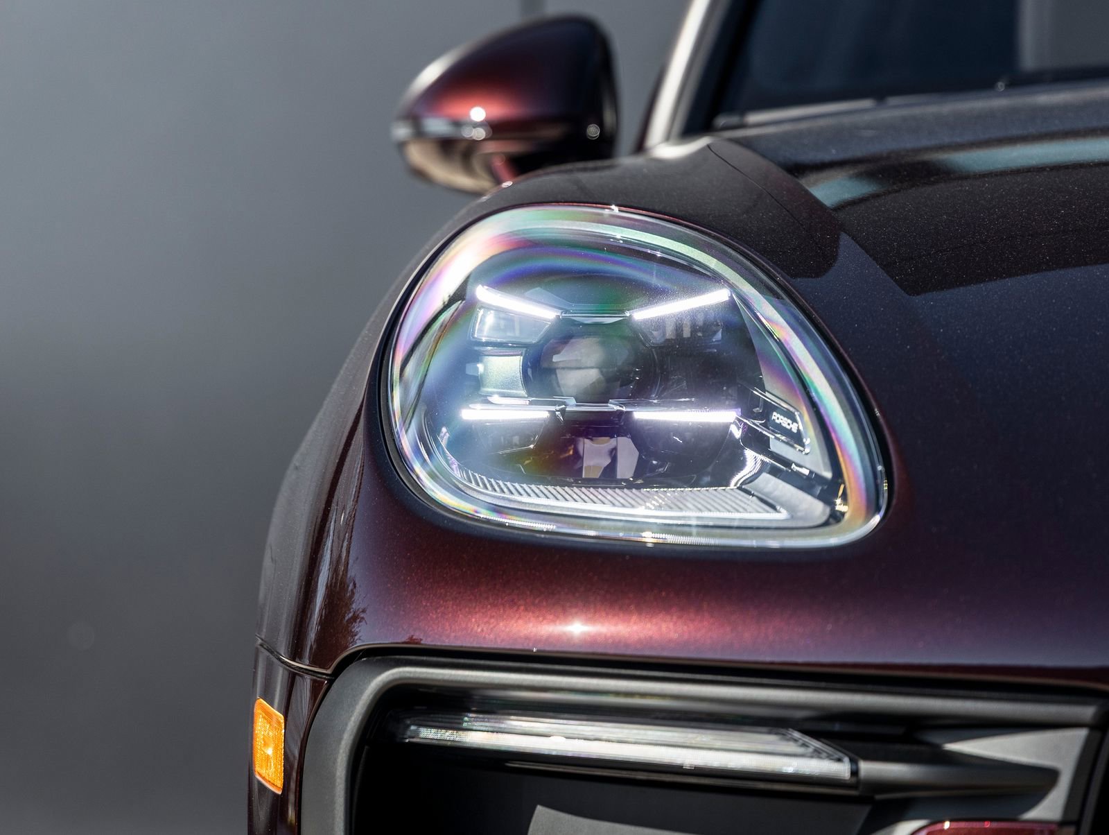 Certified 2026 Porsche Macan AWD/4WD image 18