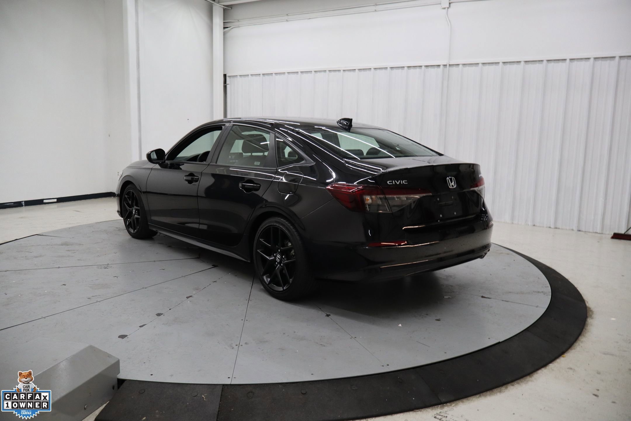 Used 2025 Honda Civic Sport image 8