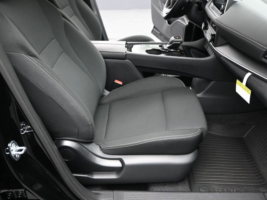 Certified 2026 Nissan Rogue S image 16