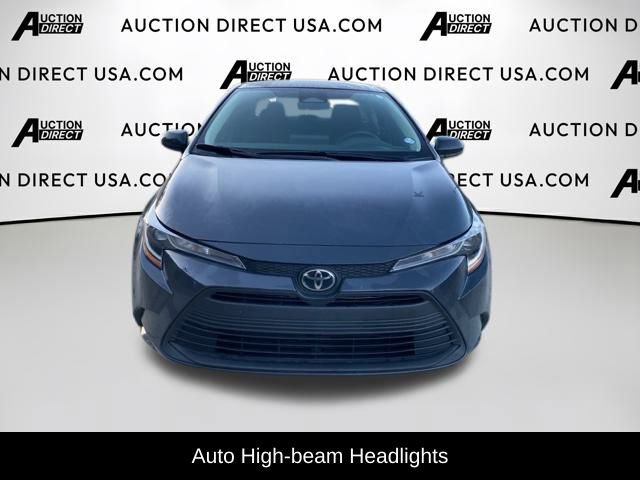 Used 2023 Toyota Corolla LE image 5