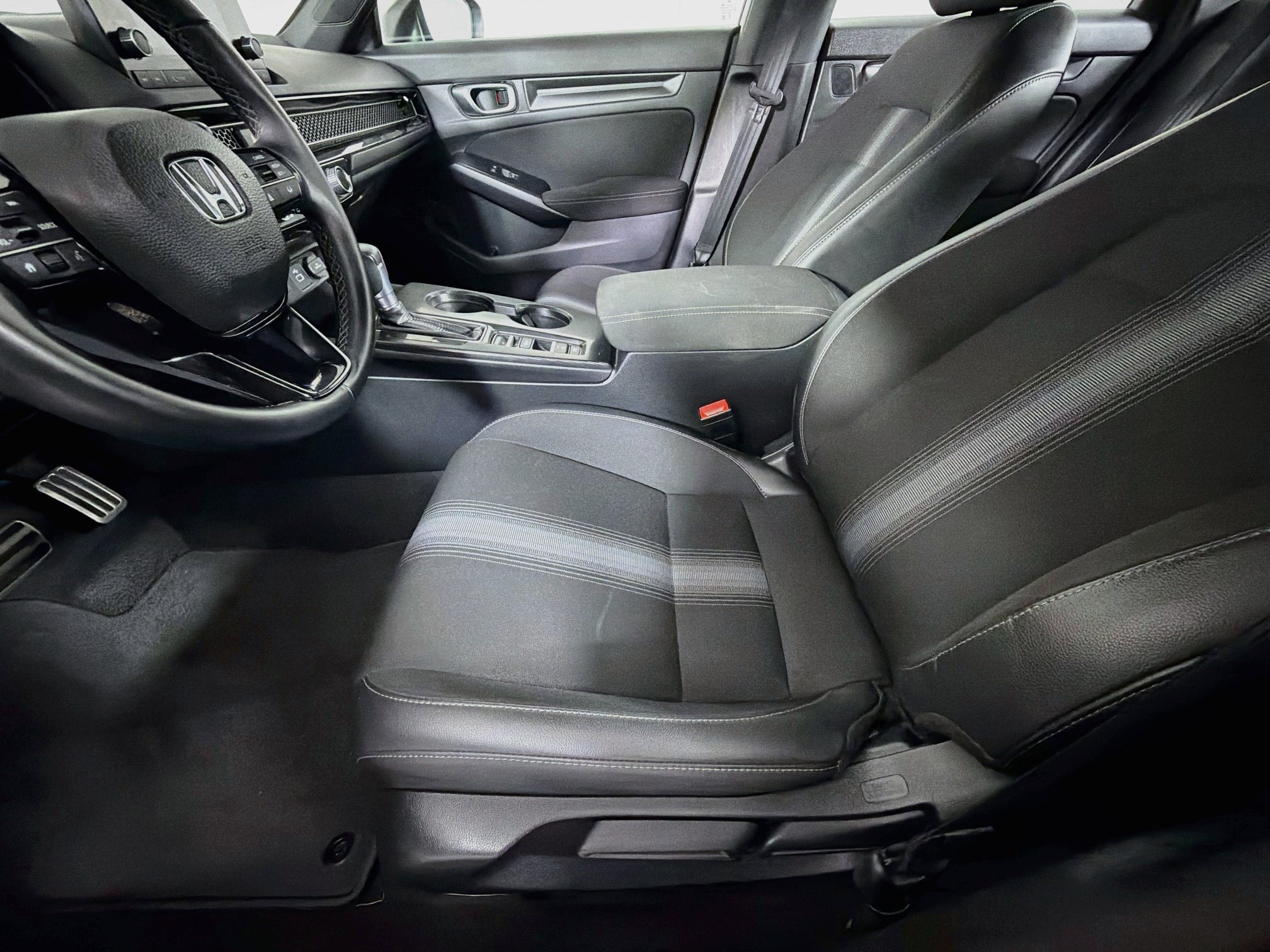 Used 2024 Honda Civic Sport image 13