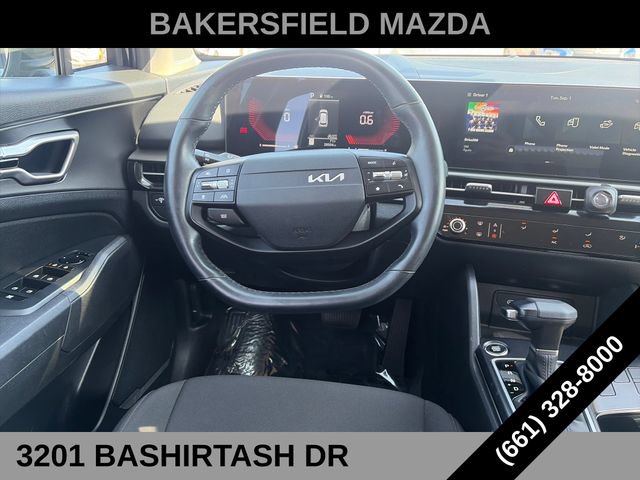 Used 2026 Kia Sportage LX FWD image 13