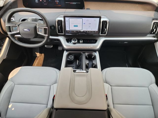 New 2027 Ford Expedition Platinum w/ Platinum Ultimate Package AWD/4WD image 19