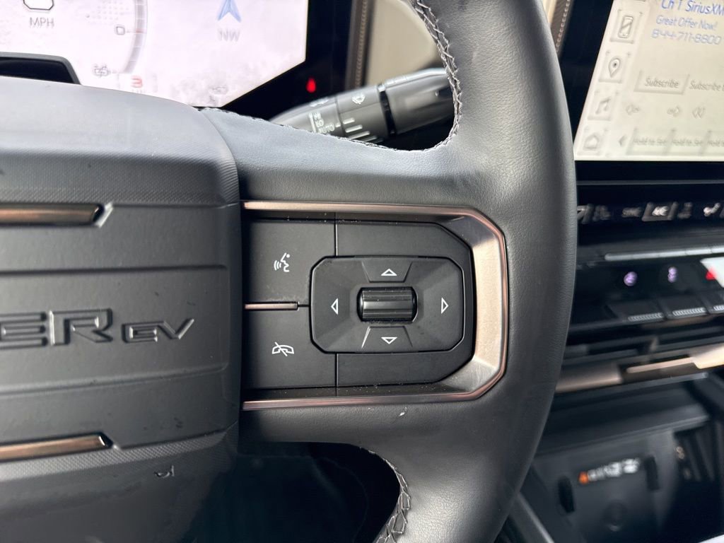 Used 2025 GMC Hummer EV 2X image 17
