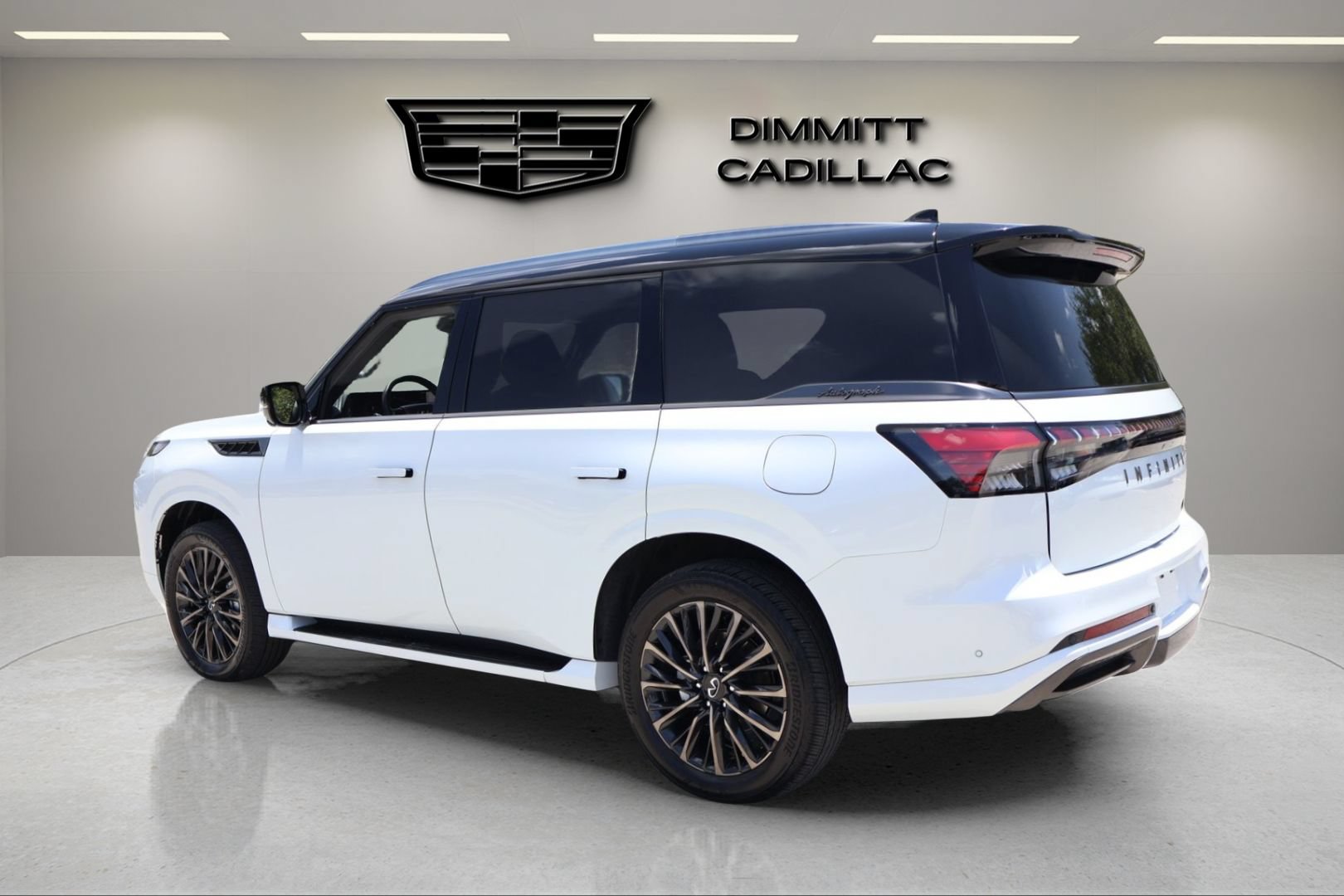 Used 2025 INFINITI QX80 Autograph AWD/4WD image 7