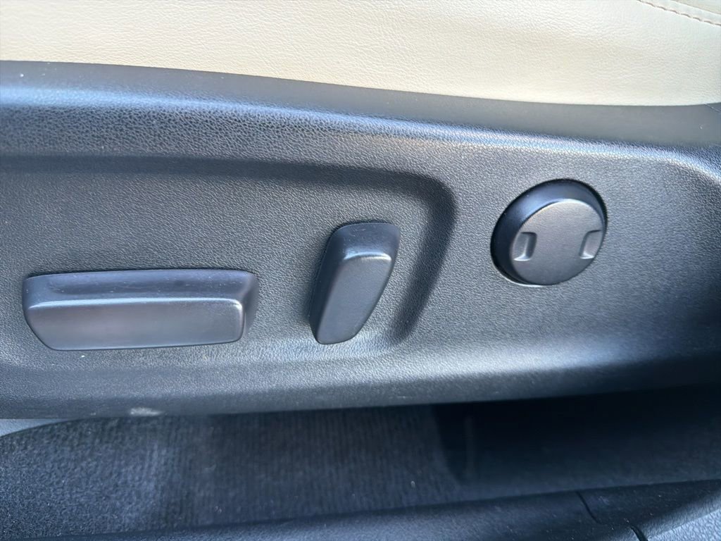 Used 2022 Lexus RX 350 350 w/ Premium Package image 18