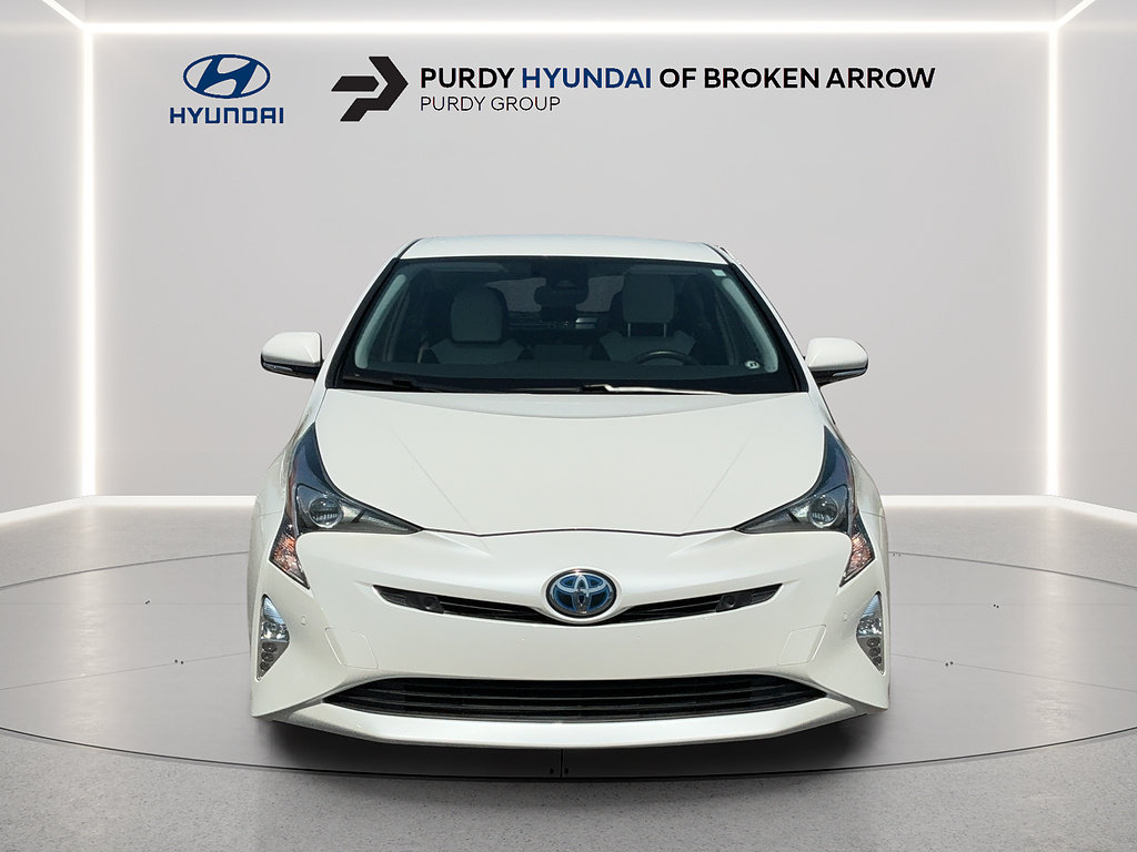 Used 2017 Toyota Prius Four Touring w/ Premium Convenience Package FWD image 9