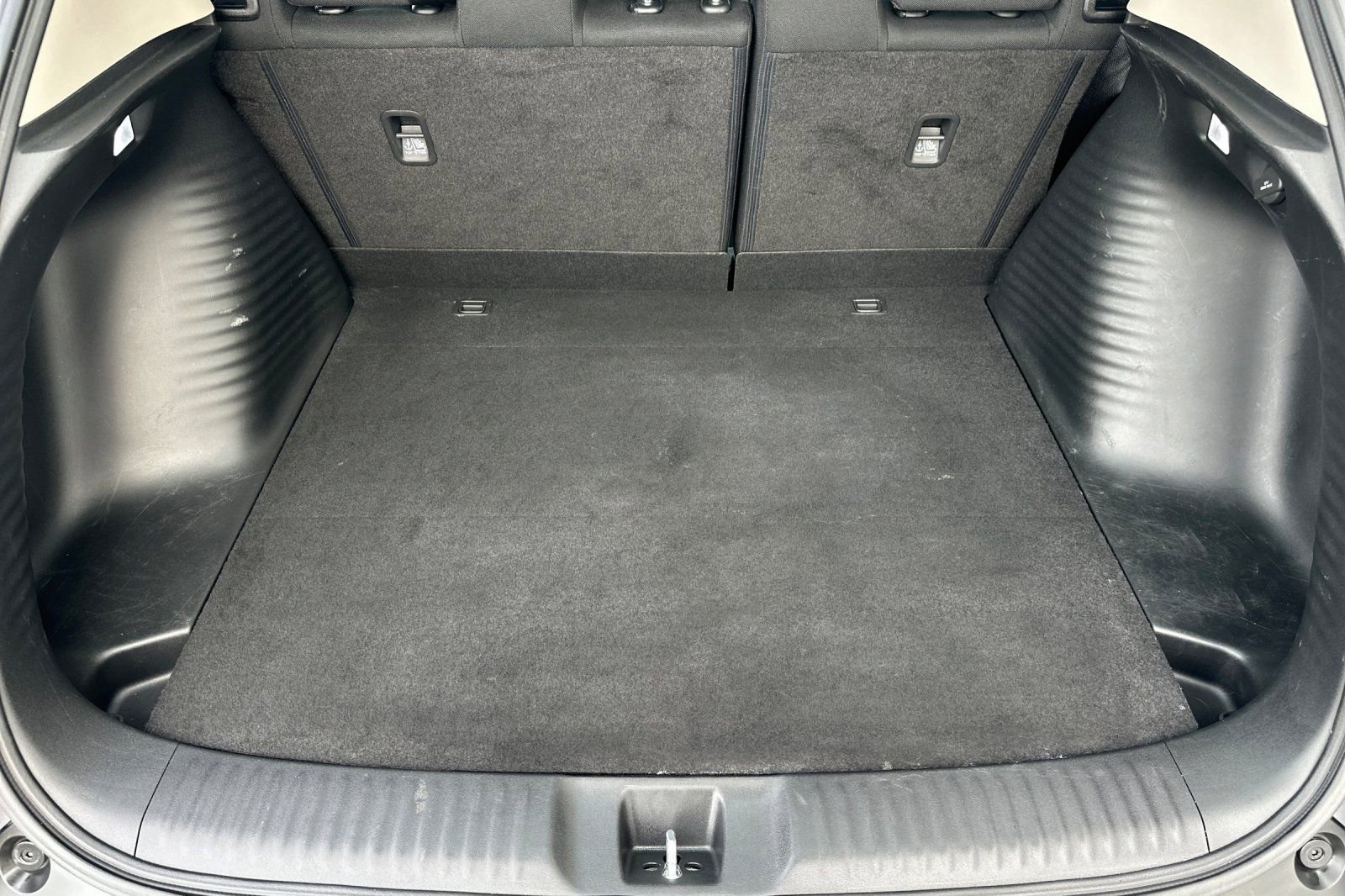 Used 2025 Honda HR-V LX image 16