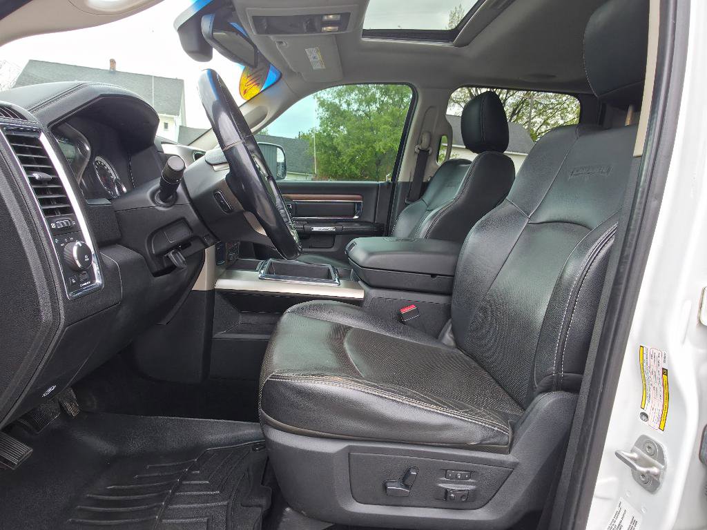 Used 2014 RAM 2500 Laramie w/ Cold Weather Group AWD/4WD image 12