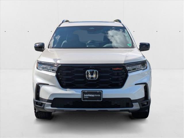 New 2025 Honda Pilot TrailSport image 6