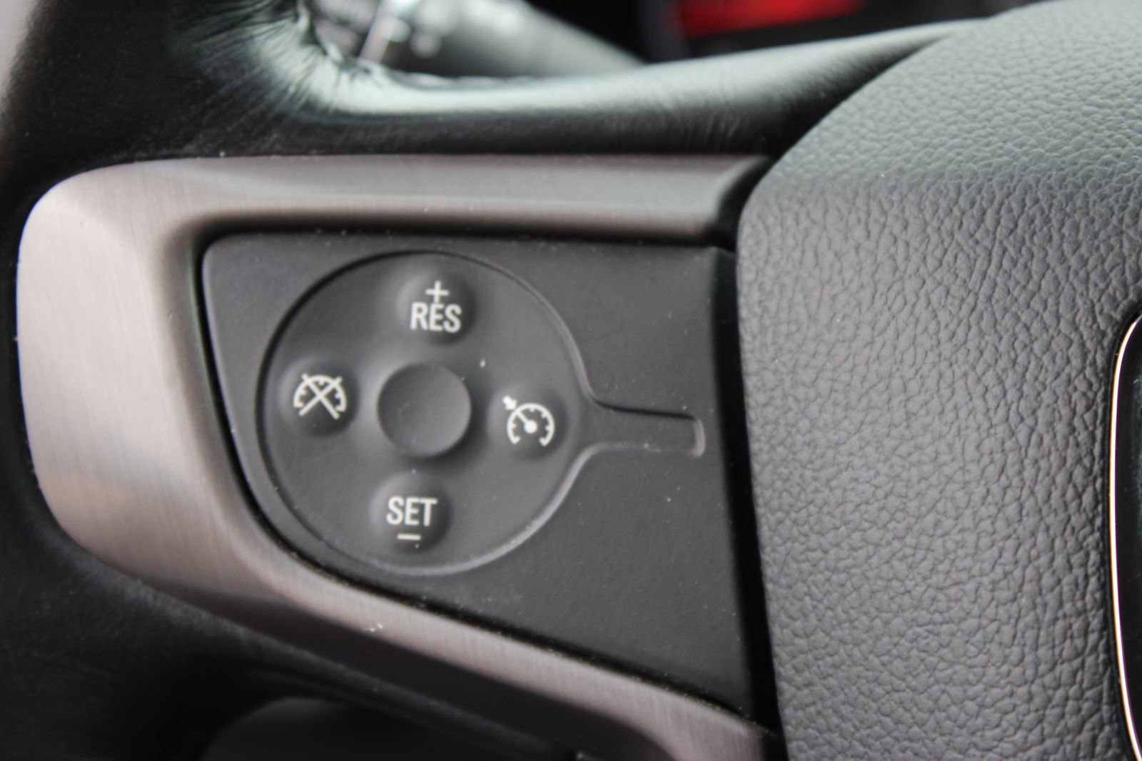 Used 2019 GMC Acadia SLT AWD/4WD image 18