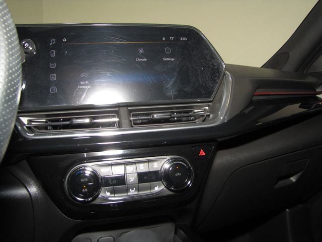 Used 2025 Chevrolet Trax RS w/ Driver Confidence Package image 7