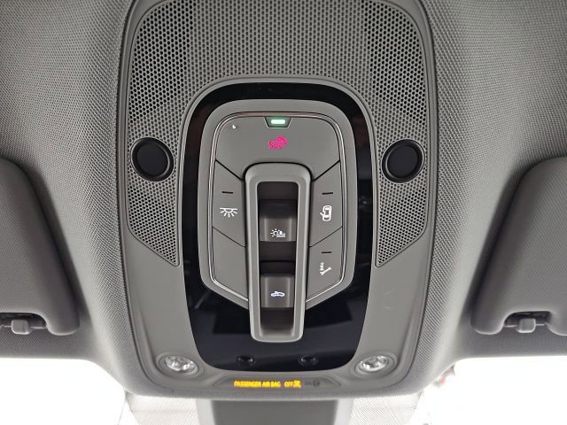 Used 2022 Audi Q5 e Prestige image 26