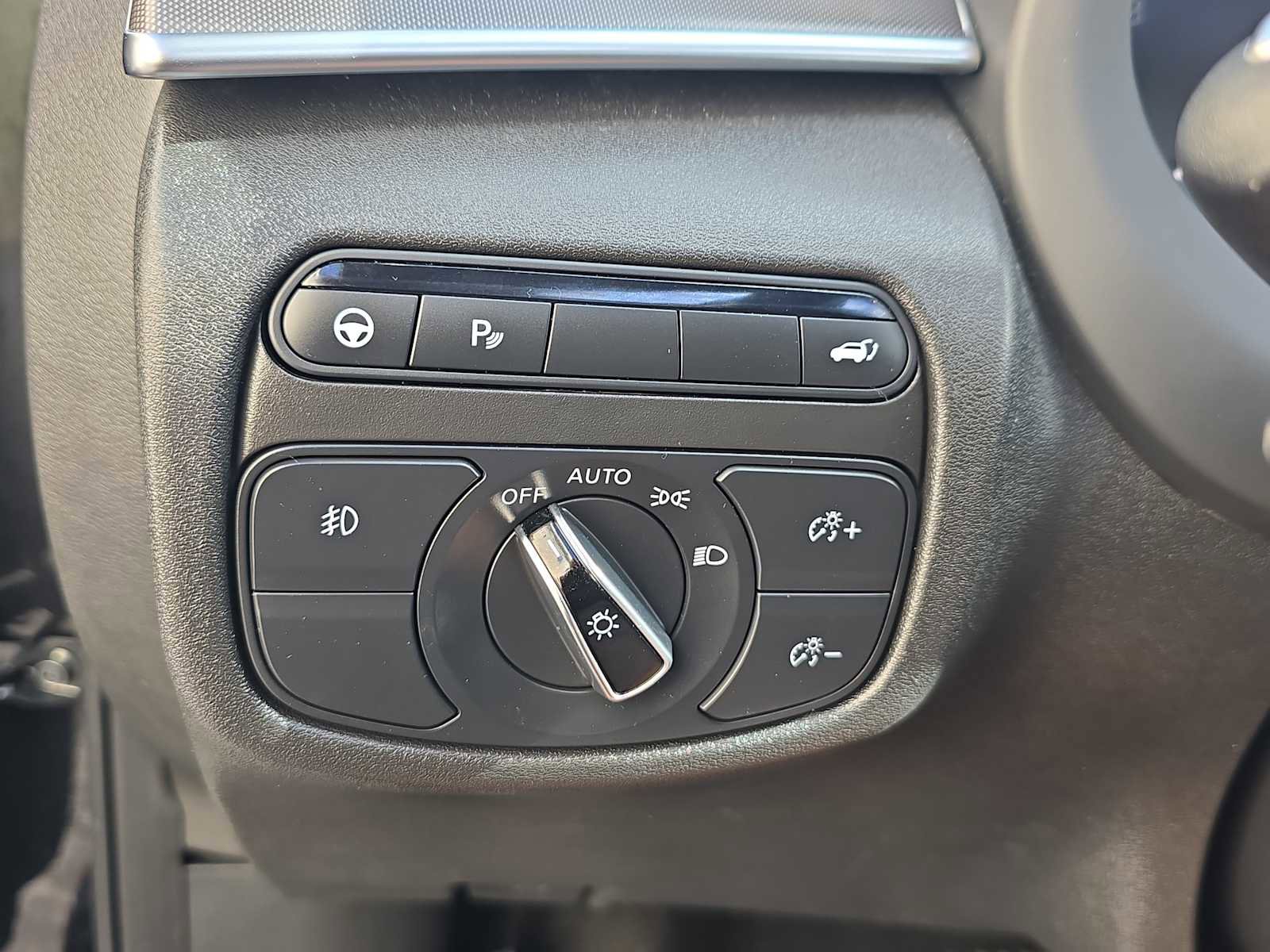 Used 2022 INFINITI QX50 Luxe image 22