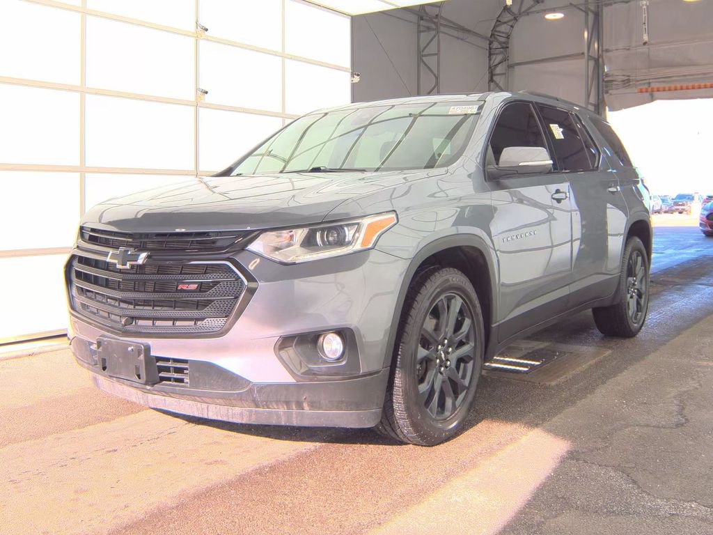 Used 2021 Chevrolet Traverse RS image 3