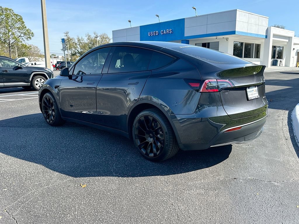 Used 2024 Tesla Model Y Long Range image 8