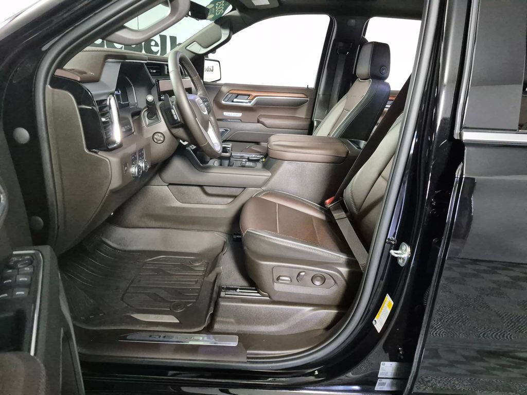 Certified 2023 GMC Sierra 1500 Denali w/ Denali Reserve Package AWD/4WD image 10