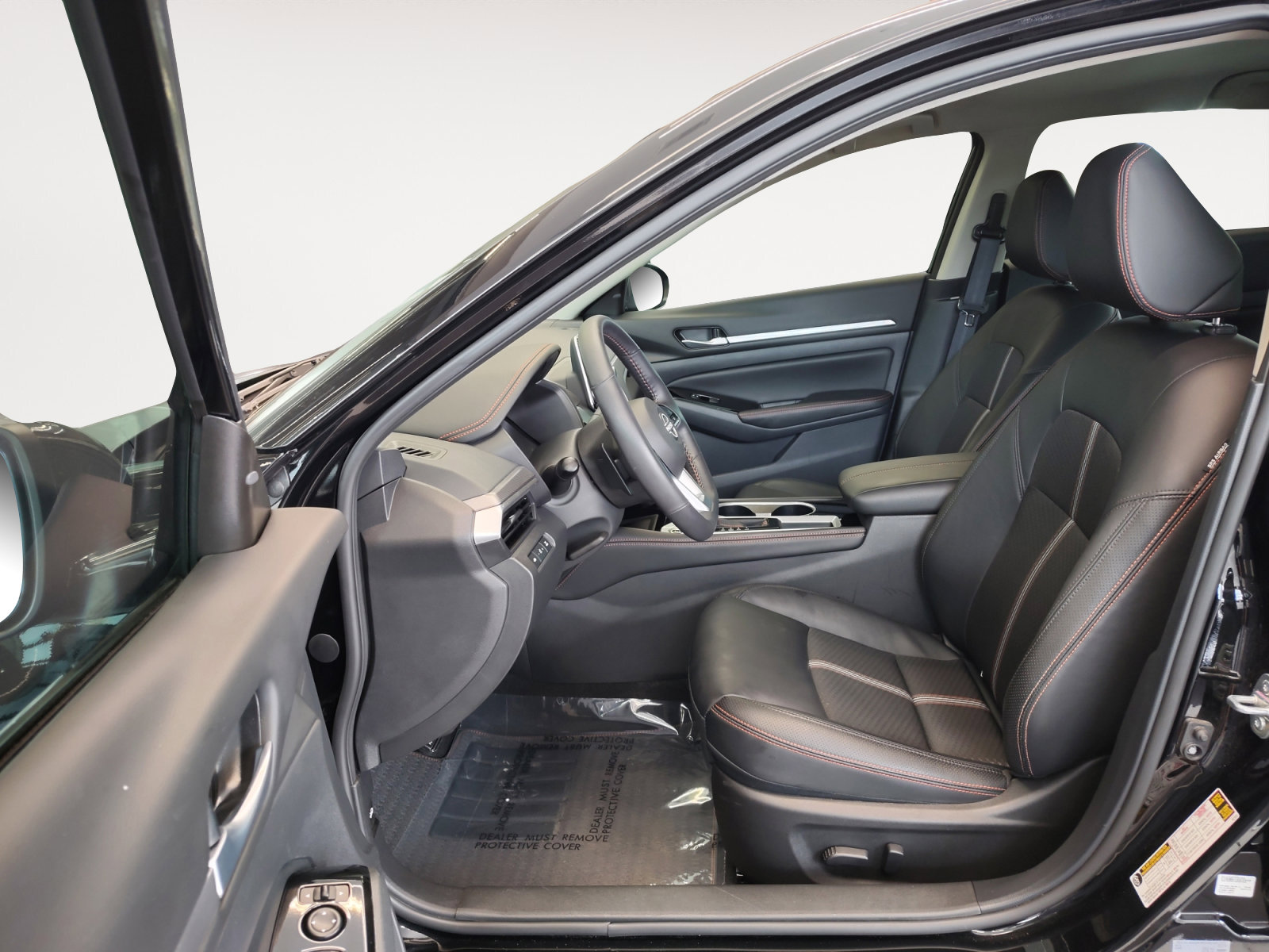 Certified 2025 Nissan Altima 2.5 SR FWD image 23