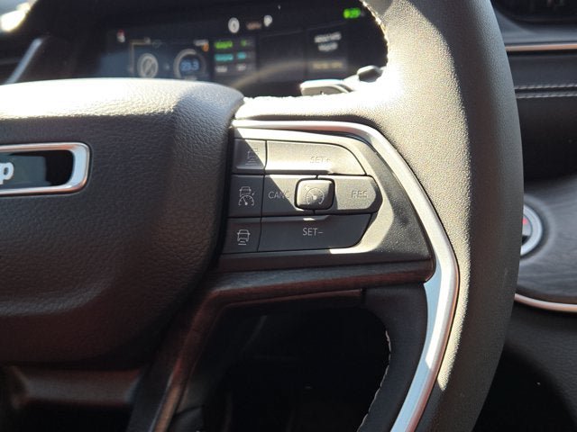 Used 2024 Jeep Grand Cherokee Limited 4xe AWD/4WD image 31