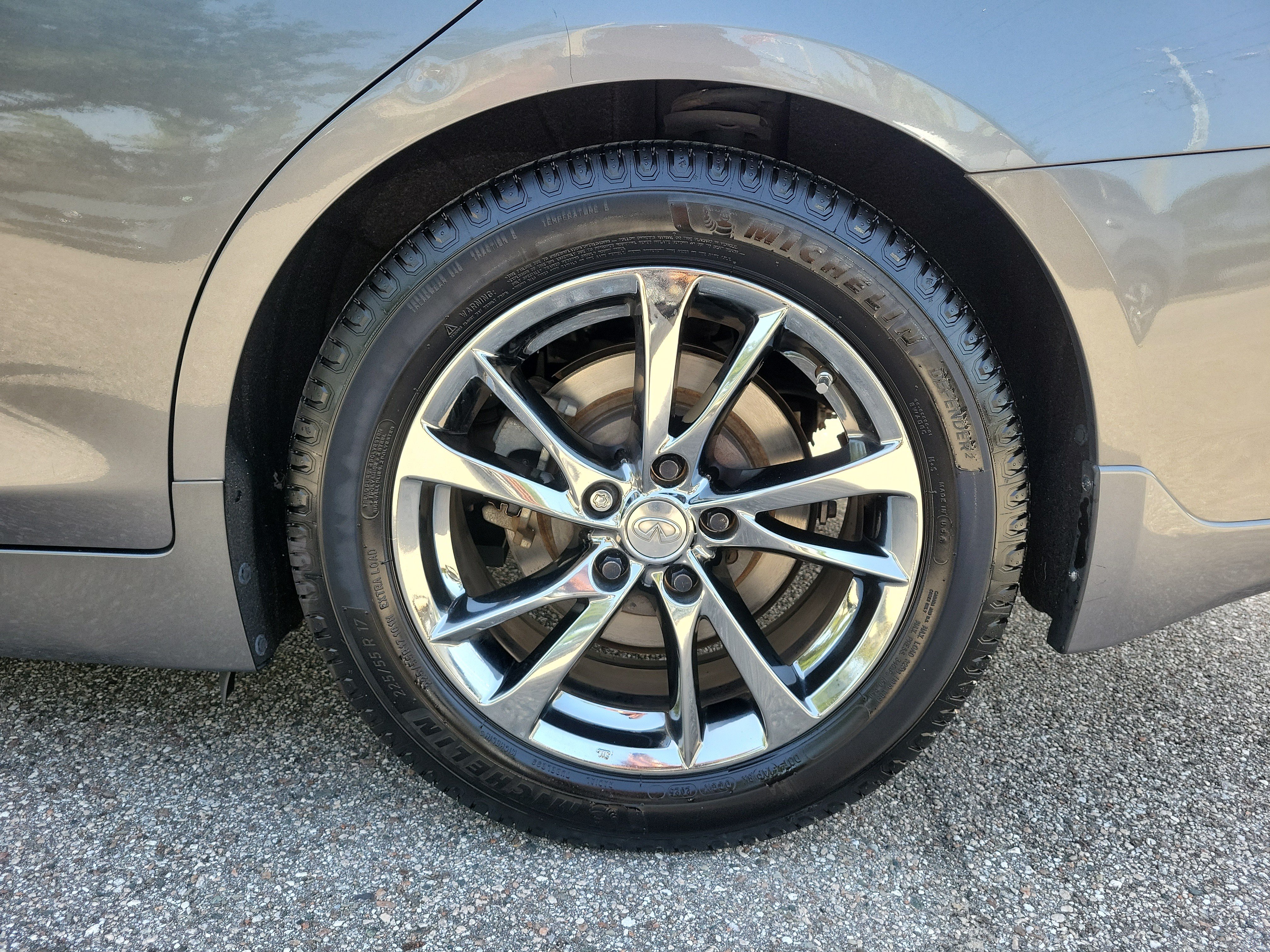 Used 2015 INFINITI Q50 Premium w/ Deluxe Touring Package RWD image 10