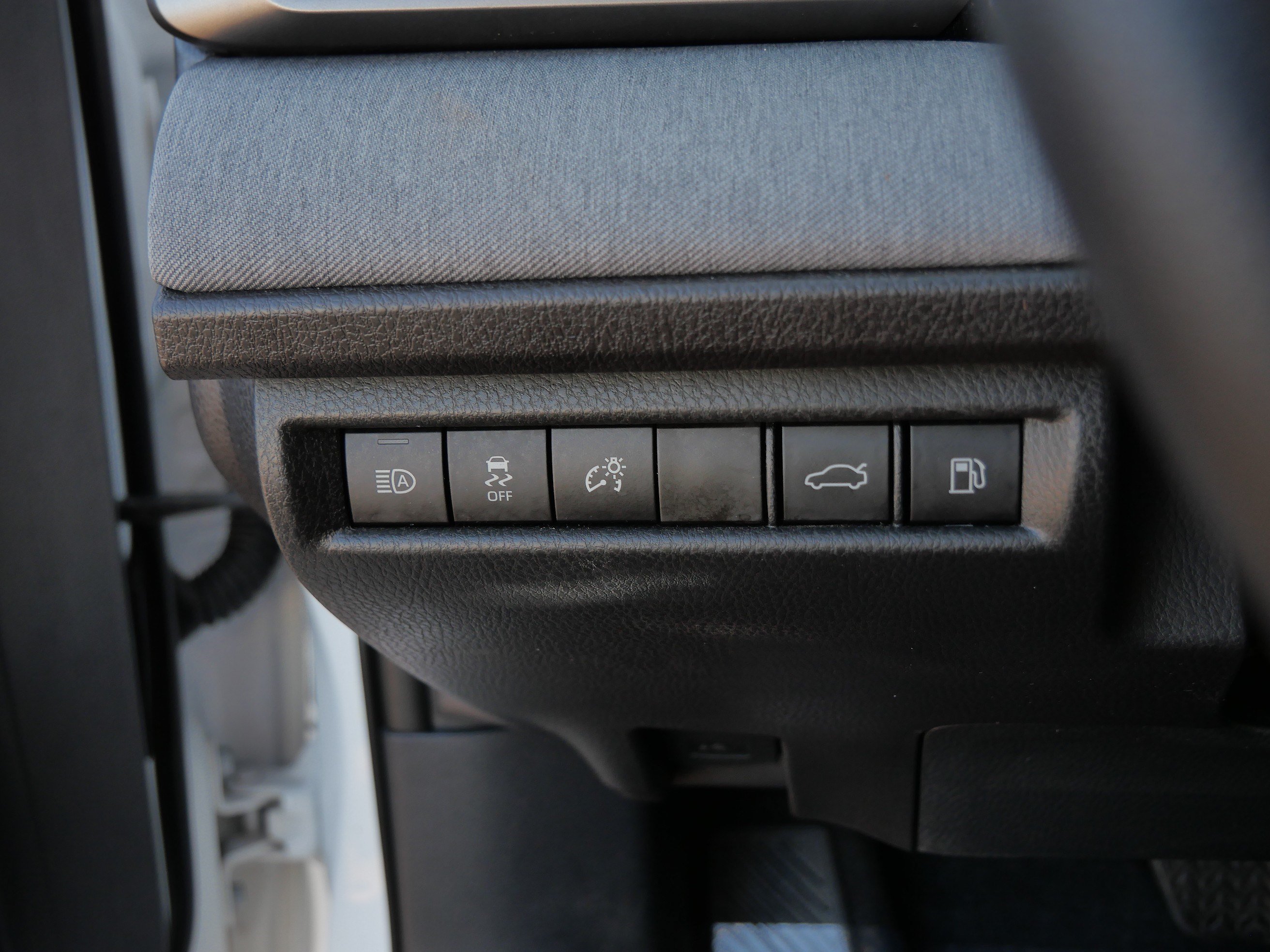 Certified 2026 Toyota Camry LE w/ Convenience Package FWD image 27