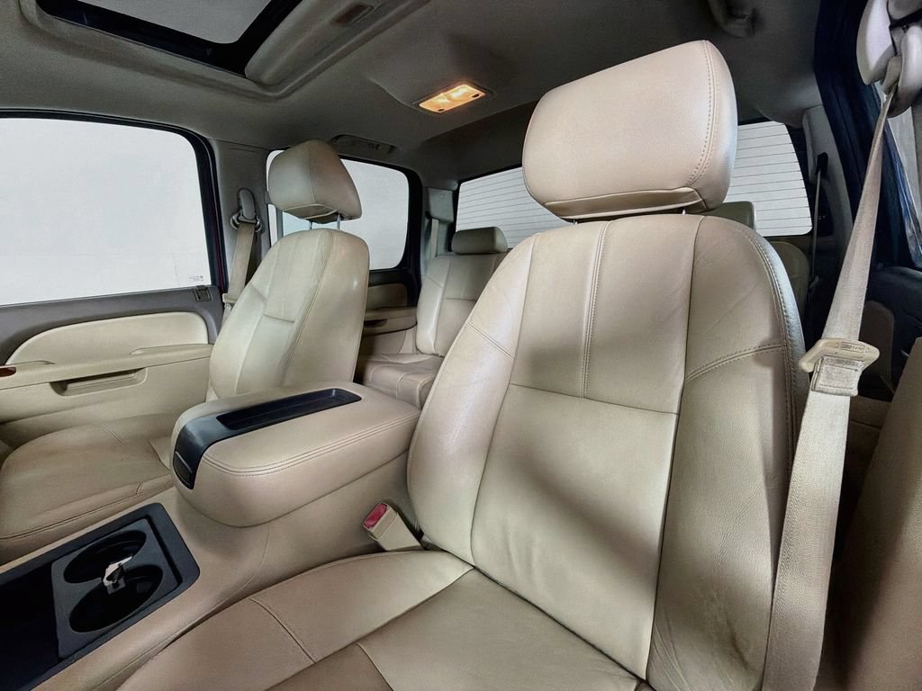 Used 2013 Chevrolet Silverado 3500 LTZ w/ LTZ Plus Package AWD/4WD image 12