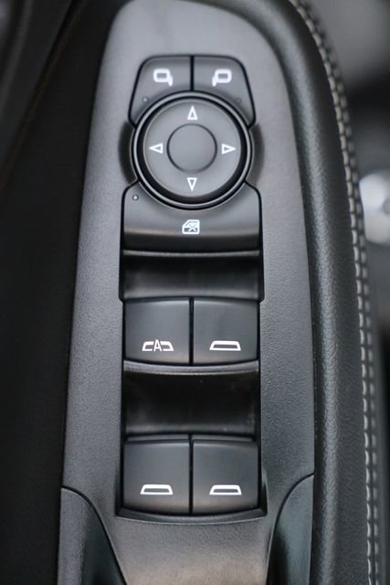 Used 2023 Buick Encore GX Essence w/ Experience Buick Package image 14