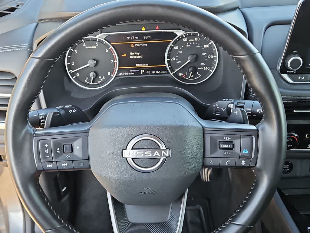 Used 2025 Nissan Rogue SV FWD image 19