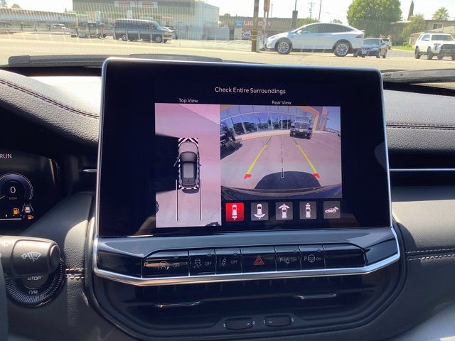 Used 2023 Jeep Compass High Altitude w/ Driver Assist Group I image 19